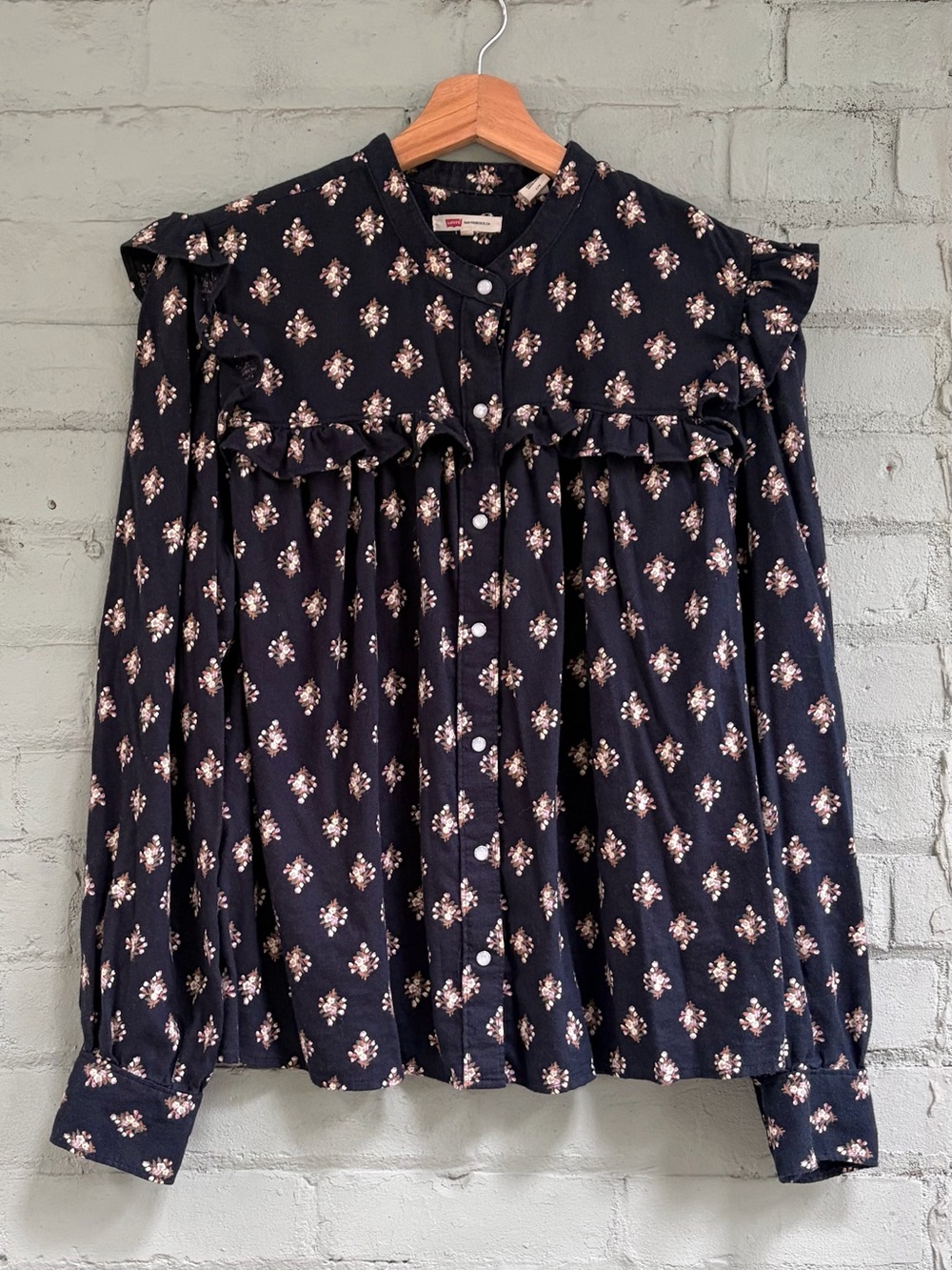 Navy Floral Ruffle Snap Button Blouse - Picture 8 of 9